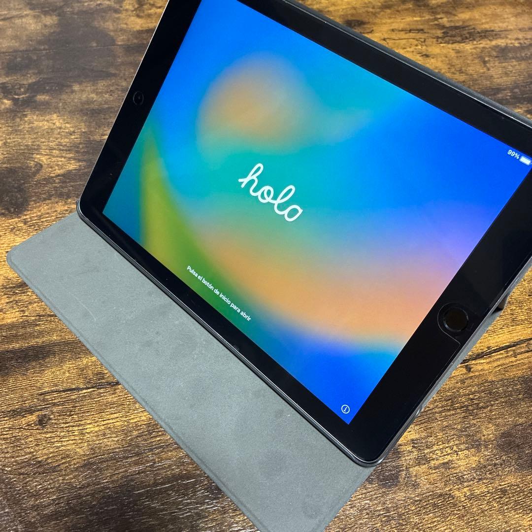 iPad 第5世代 Wi-Fiモデル 32GB スペースグレー 動画視聴に - メルカリ