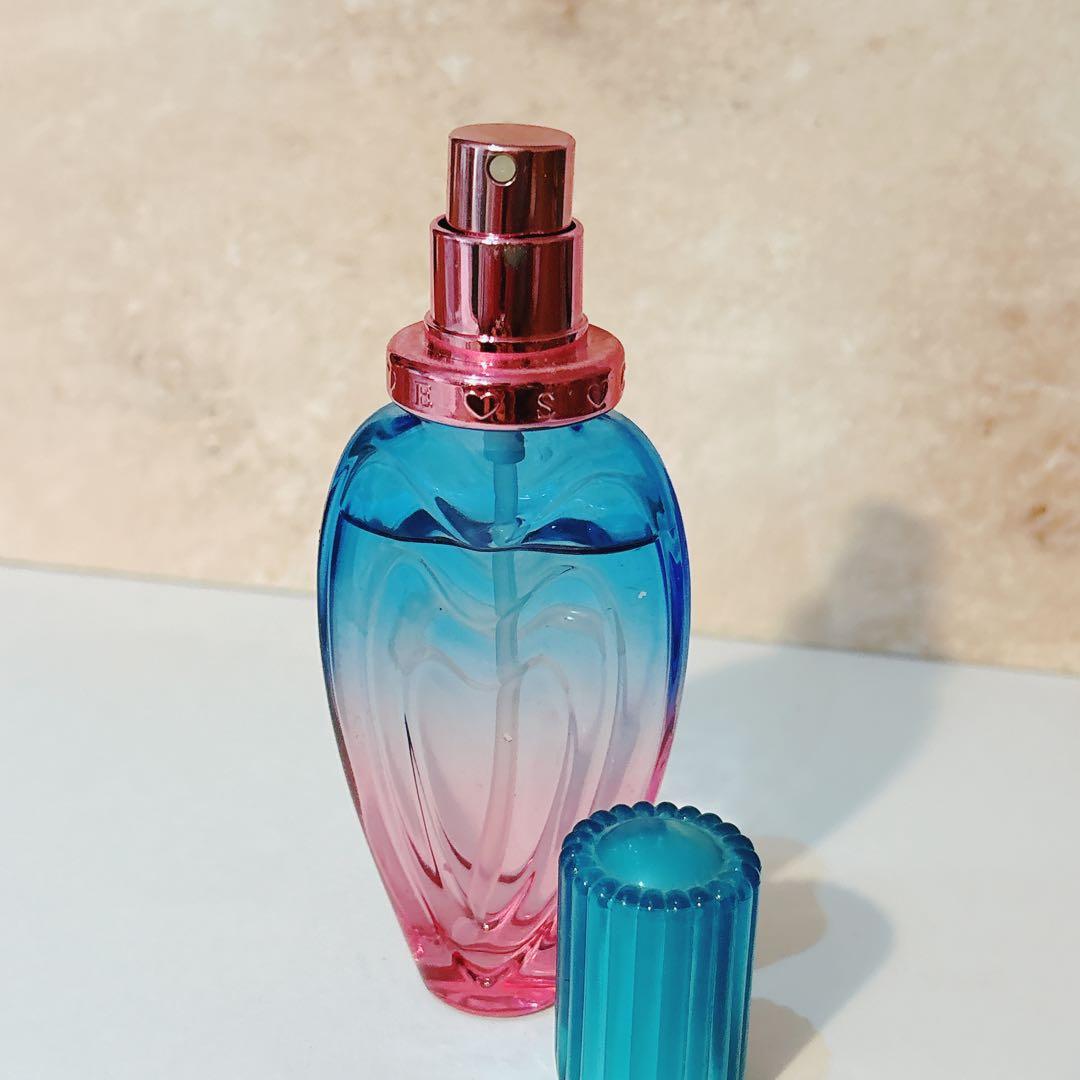 エスカーダ アイランドキッス オードトワレ 30ml ESCADA 廃盤 - メルカリ