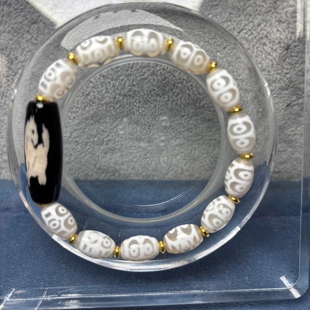 もんちゃん様専用瑪瑙 龍眼天珠+馬天珠 ブレス 1-1 - メルカリ