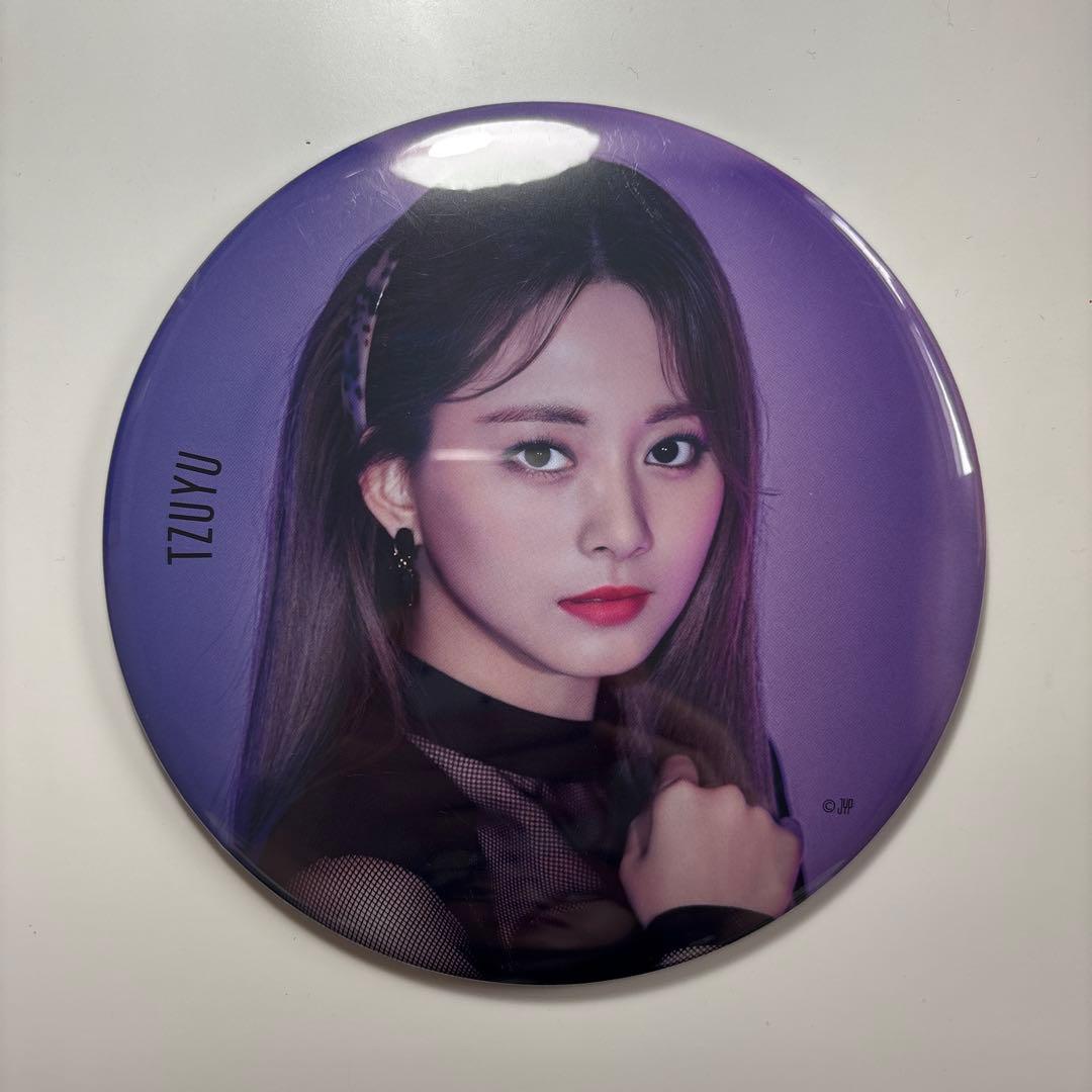 TWICE twice lights ツウィ big缶バッジ - メルカリ