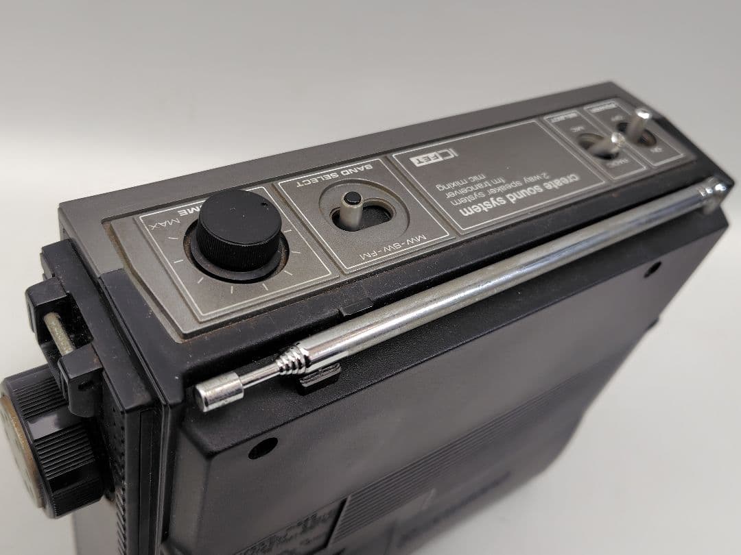 VICTOR F-240 MW/SW/FM 3バンド ラジオ