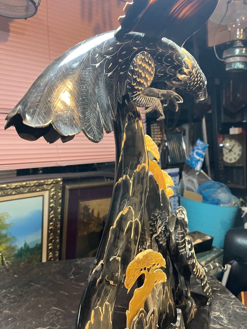 中国芸術、中国彫刻、水牛のツノ彫刻 鷹と虎の水牛のツノ彫刻、