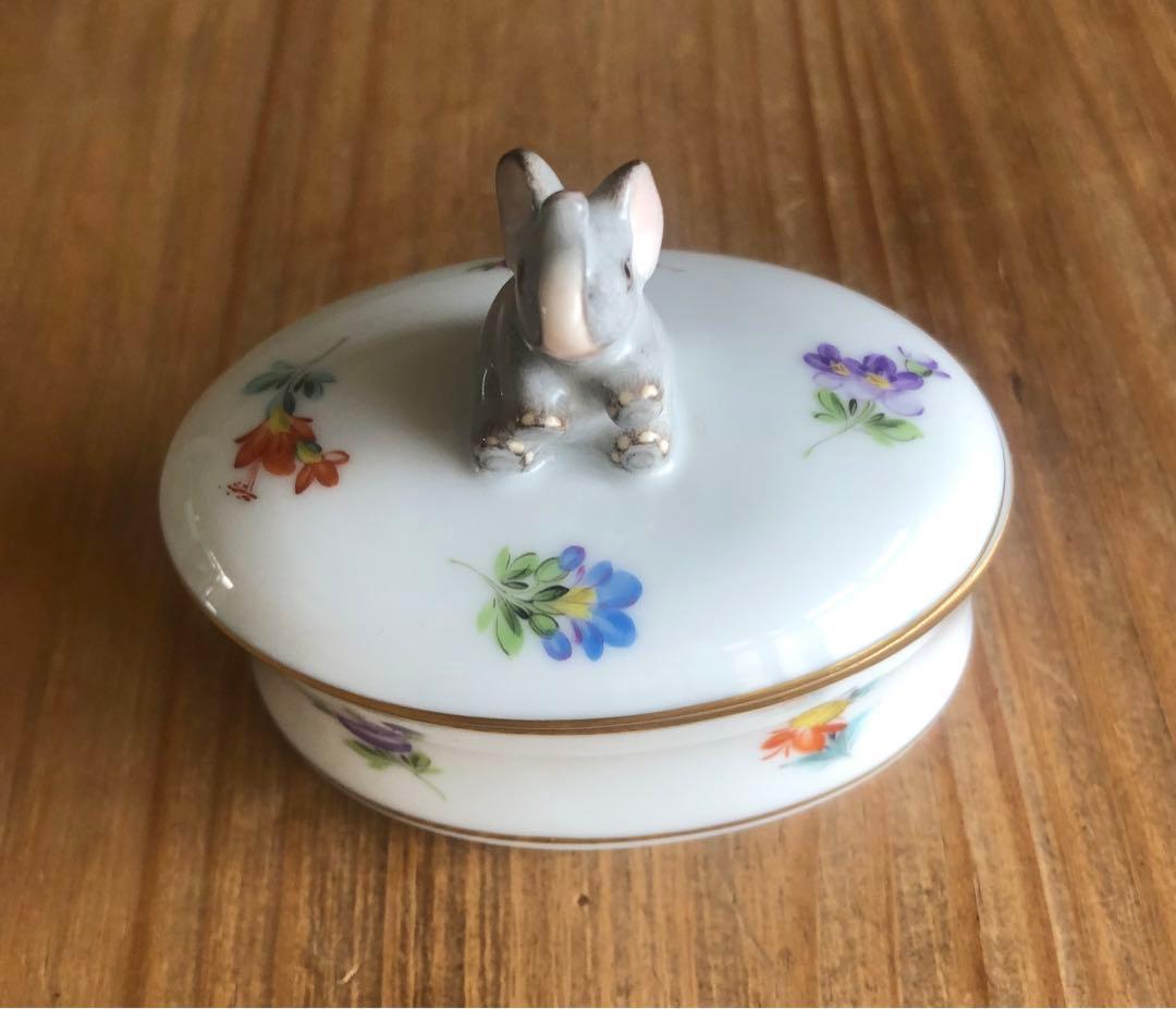 パーシー　ヘレンド　ボンボニエール　ミルフルールオーバルボックス（ゾウ） ミルフルール] ハートボックス イヌ