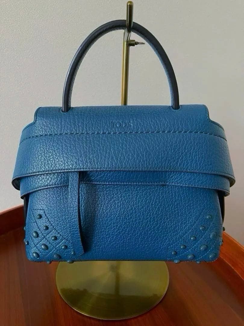 【極美品】TOD’S トッズ　ウェーブ　ハンドバッグ トッズ ウェーブ ミディアム レザー2wayショルダーバッグ レディース