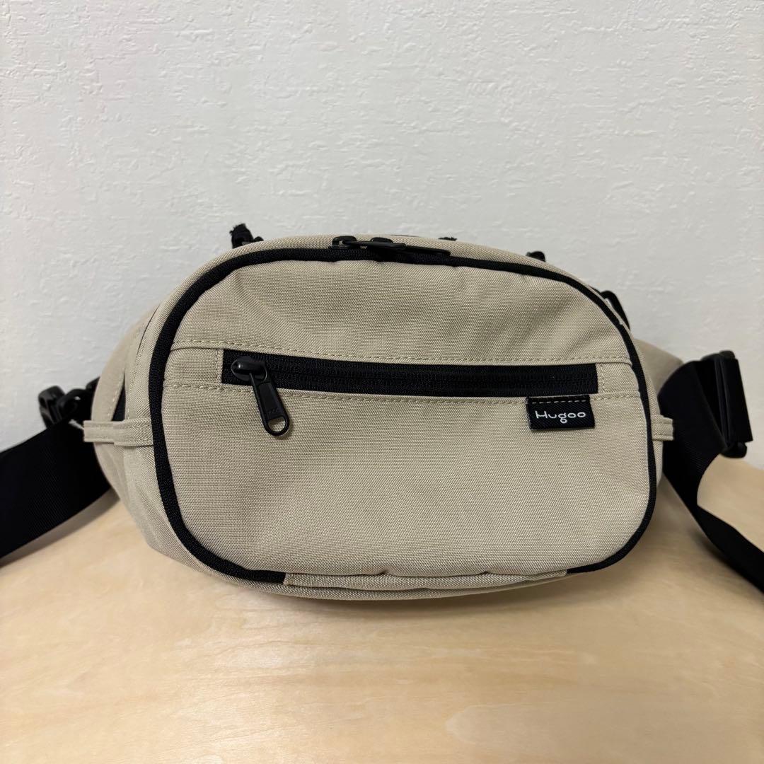Hugoo ベージュ ウエストポーチの通販｜www.shujjienterprises.com