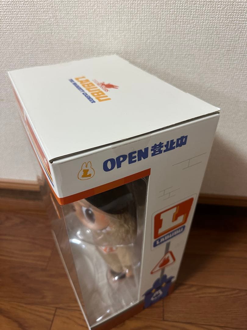 ポップマート ラブブ The Naughty Cashierぬいぐるみ - メルカリ