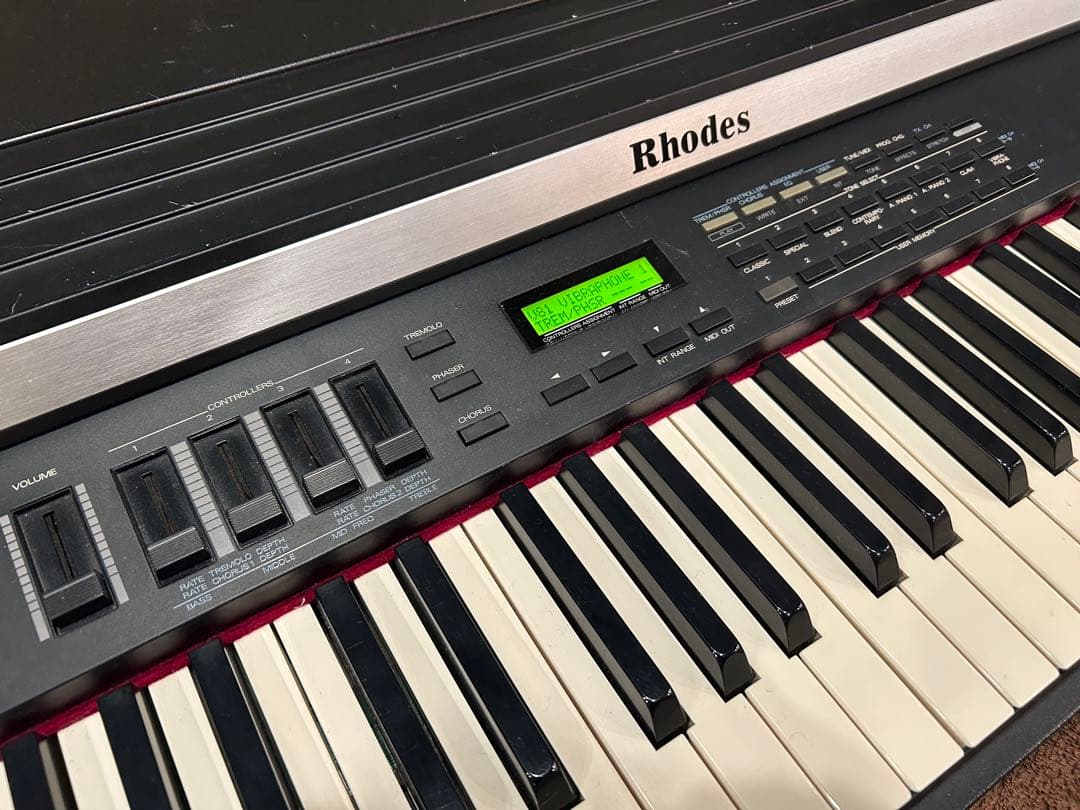 Roland Rhodes MK-80 ステージ ピアノ ハードケース - メルカリ