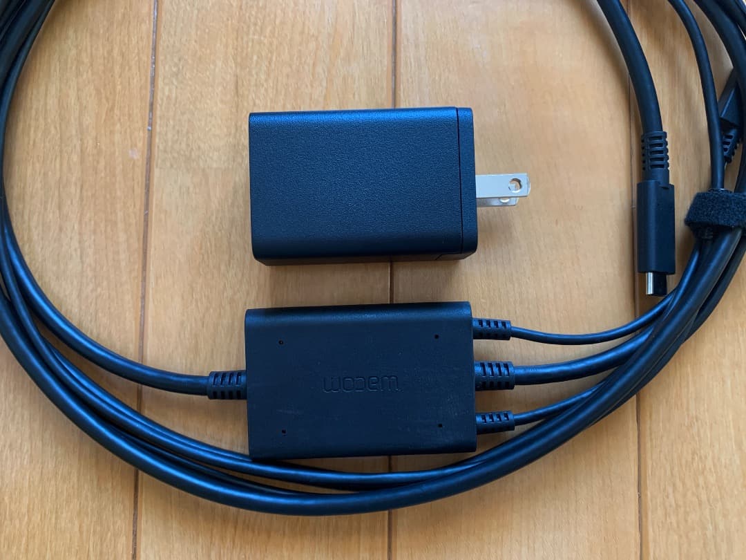 Wacom One 用3 in 1ケーブル+ACアダプタ セット - メルカリ