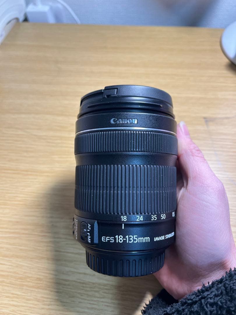 Canon EF-S 18-135mm ズームレンズ Amazon.co.jp: Canon 標準ズームレンズ EF-S18-135mm F3.5-5.6 IS APS