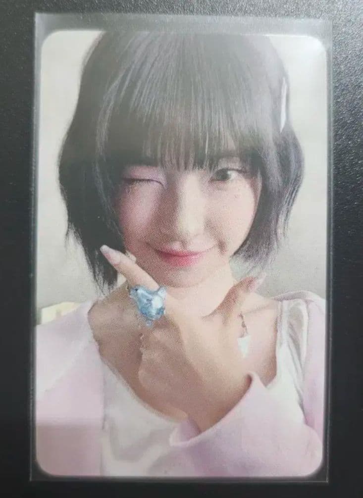 平井大ベストアルバムLOVE+PEACE 直筆サイン入りメガジャケ付き