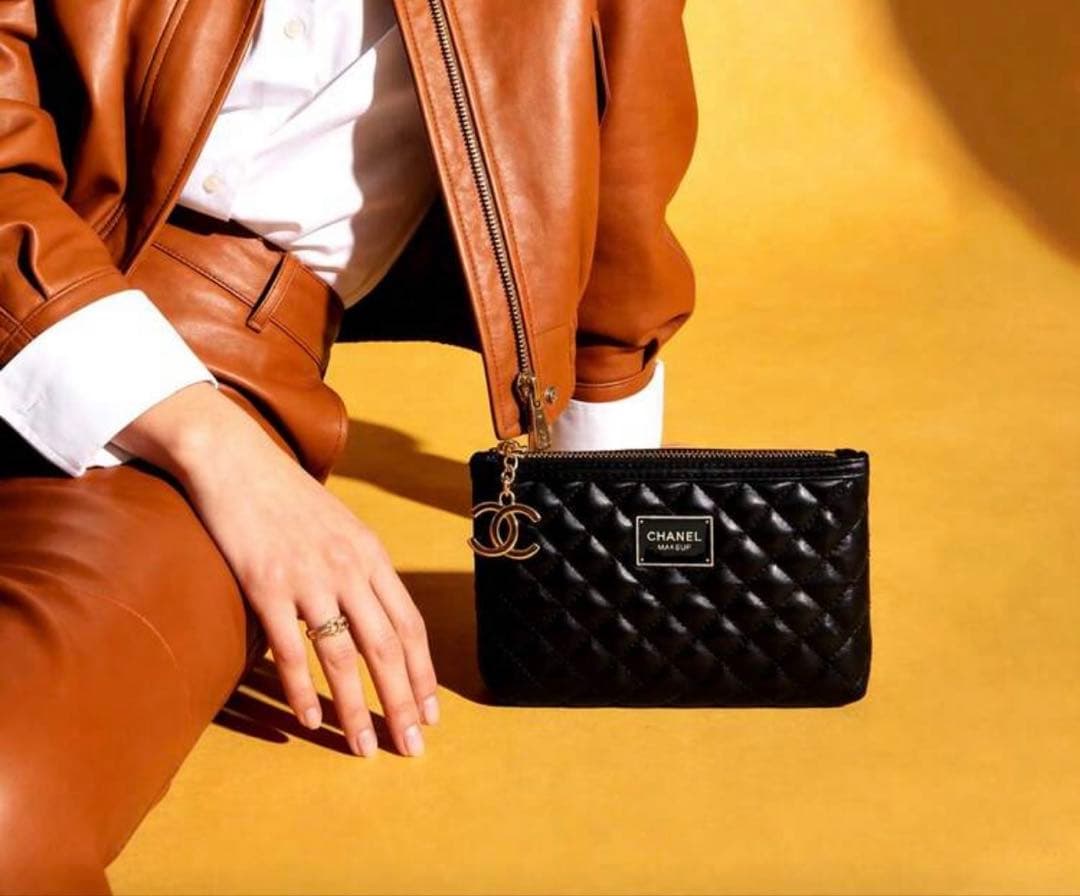 非売品】CHANEL シャネル キルティングポーチ - メルカリ