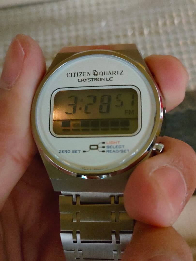 レア CITIZEN CRYSTRON LC 4-095616 デジタル腕時計 - メルカリ