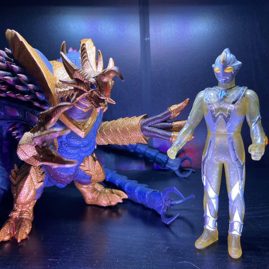 ウルトラマンメビウスインフィニティ&Uキラーザウルスセット(SPカラー