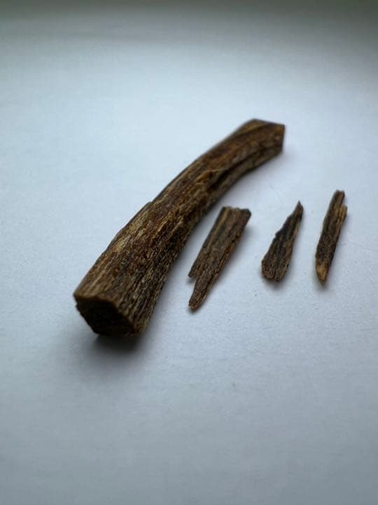 古渡命銘木  勅銘　伽羅　銘【悦】0.237g 香木/お香/沈香/伽羅