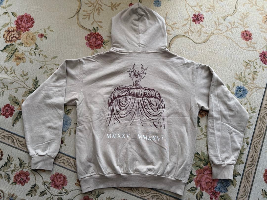 T*H様 レディー・ガガ Lady Gaga Mayhemパーカー フーディー - メルカリ