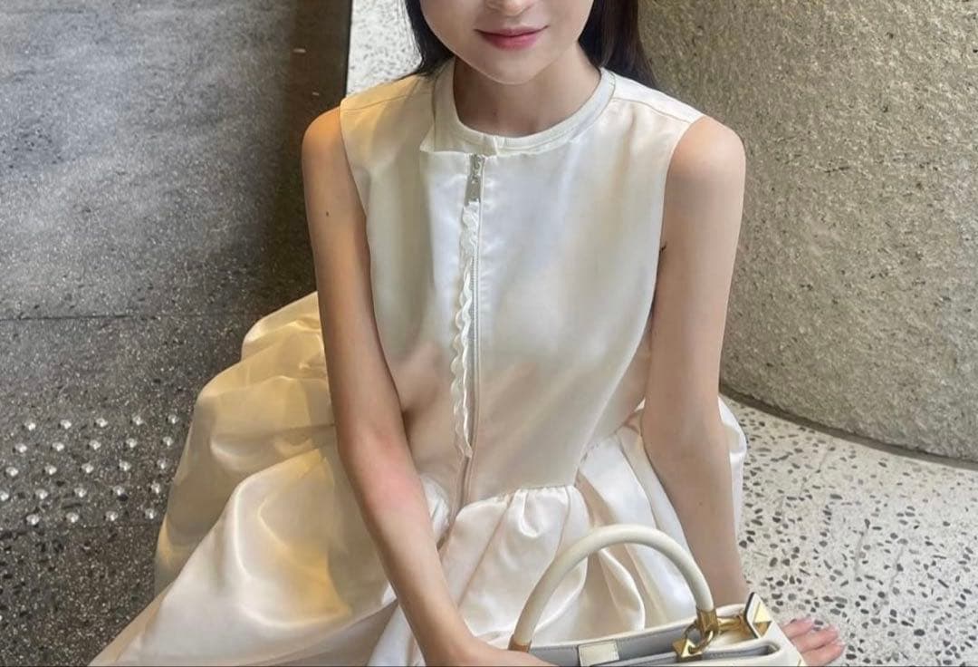 Bibiy. BIANCA DRESS アイボリー - メルカリ