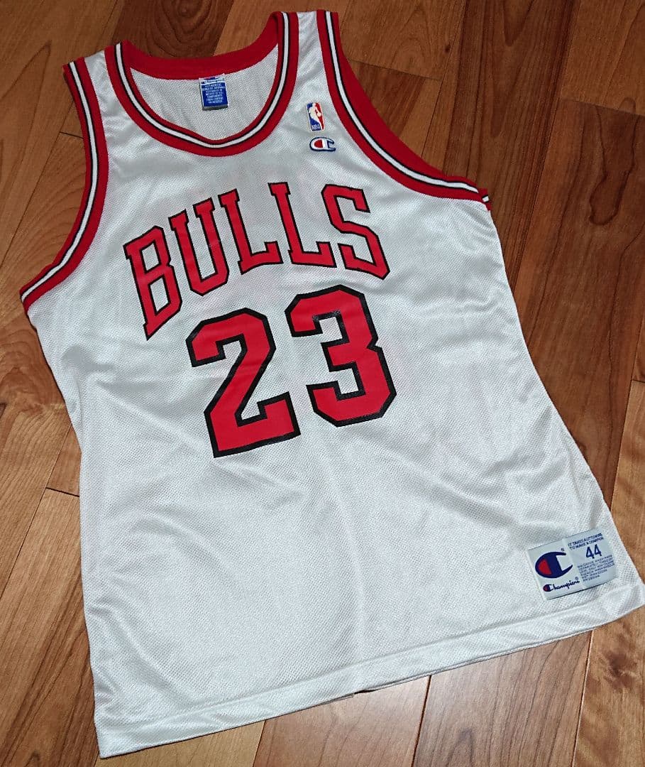 チャンピオン製☆シカゴブルズ 白☆マイケル・ジョーダン ユニフォーム