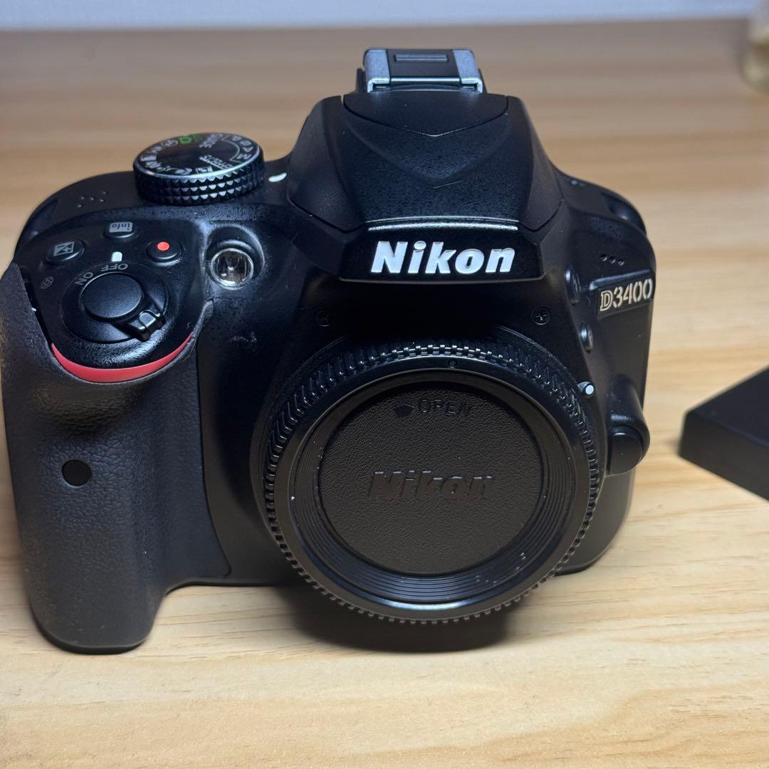 Nikon D3400 一眼レフカメラ レンズセット・バッテリー×2・ケース付き