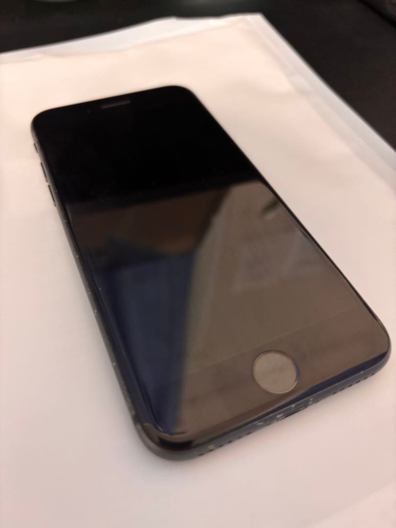 エモい写真に】iPhone 8 64GB /SIMフリー /初期化・探すオフ済 - メルカリ