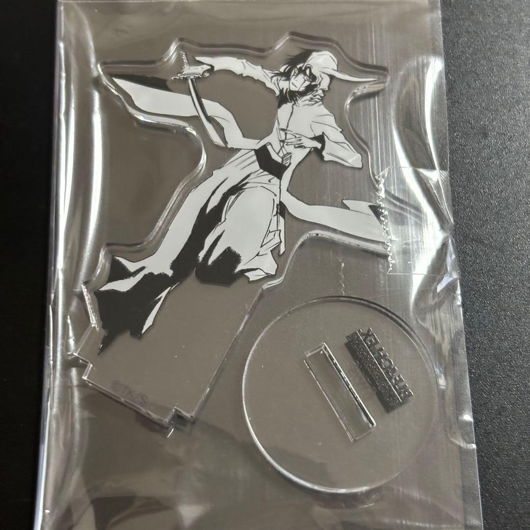 BLEACH 104 stands アクリルスタンド　ウルキオラ BLEACH 104 stands アクリルスタンド 山本元柳斎重國 - メルカリ