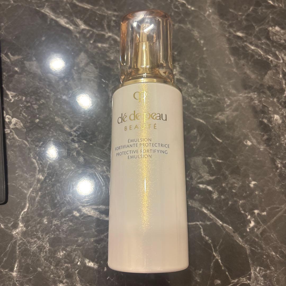 クレドポーボーテ 乳液 (朝用) SPF25 PA+++ エマルションプロテクトゥリス(ジュール) / クレ・ド・ポー ボーテ