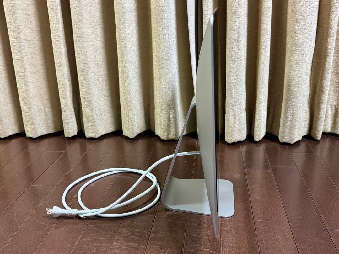 iMac Late 2015 Retina 4K 21.5 3.1GHz 本体