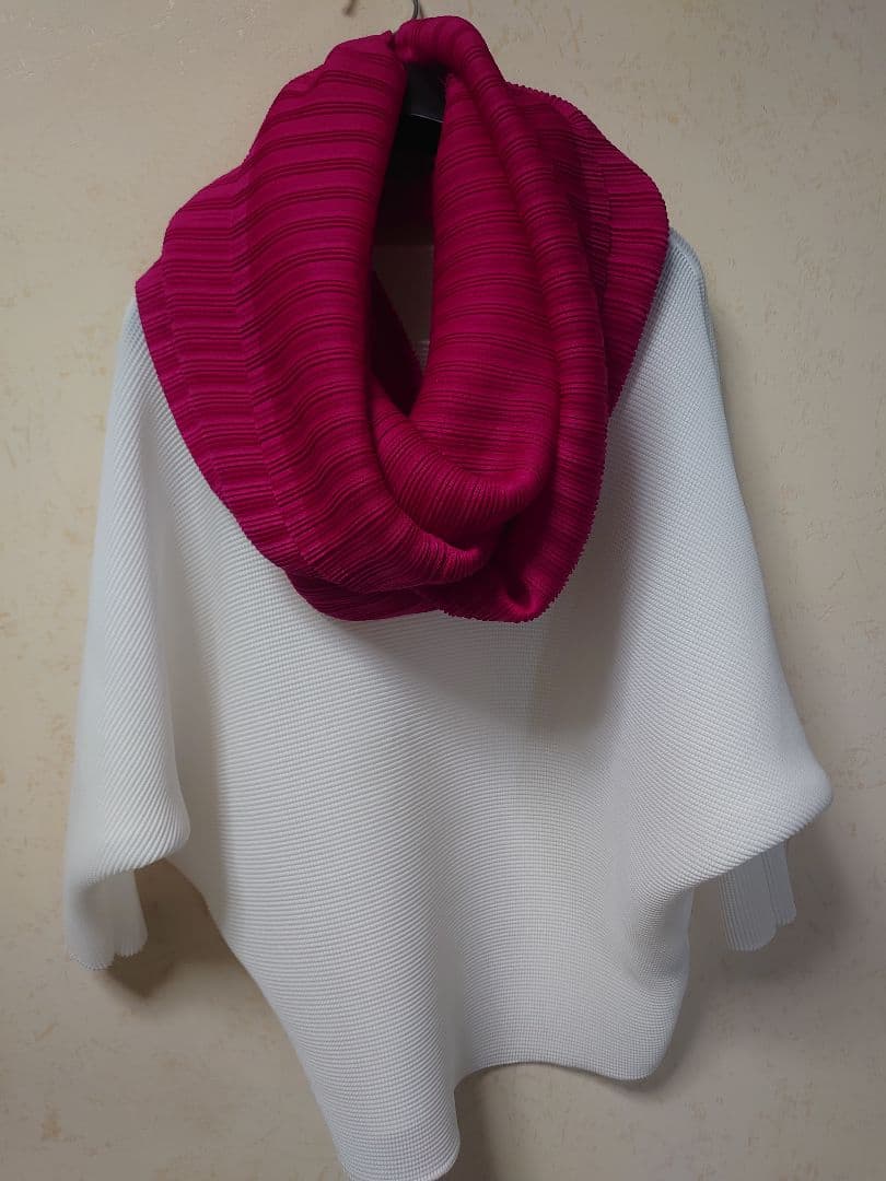 イッセイミヤケ　プリーツプリーズ　スヌード プリーツ プリーズ イッセイ ミヤケ2024-'25年秋冬より新アイテムが