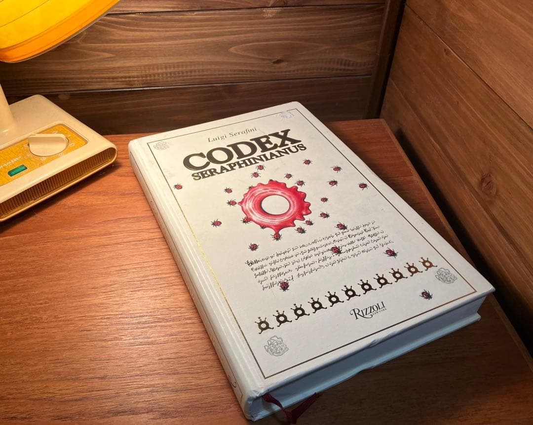 洋書 Codex Seraphinianus by Luigi Serafini Codex seraphinianus: Serafini, Luigi: 9780896594289: Amazon.com: Books