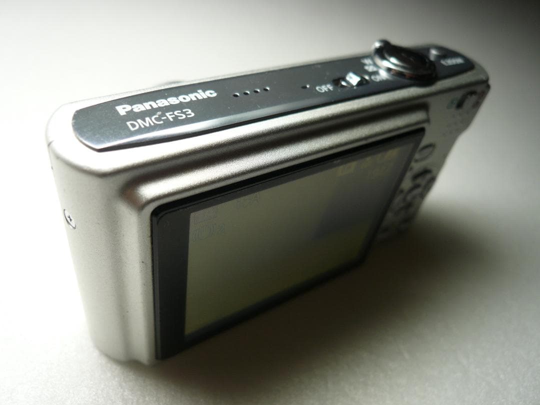 LUMIX☆DMC-FS3⚠️必読有り❤️飽きの来ないシルバー⭕️安心の実働品