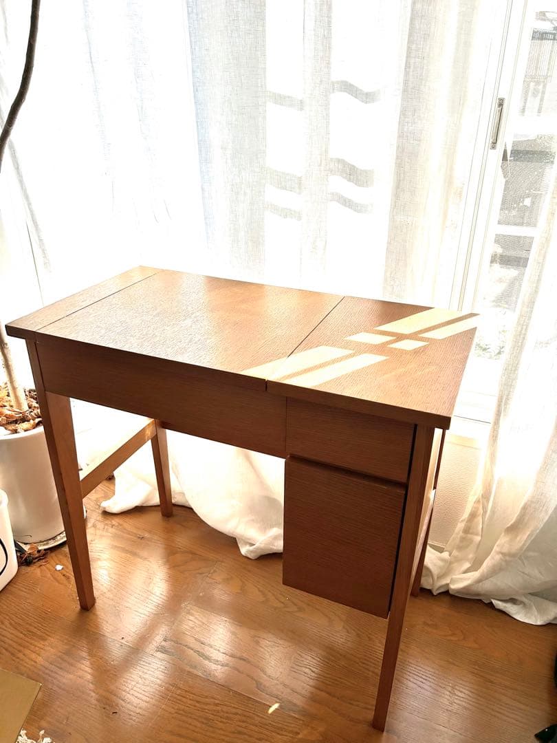 値下げ！ウニコ unico ドレッサー ノート 廃盤品 家具 デスク テーブル