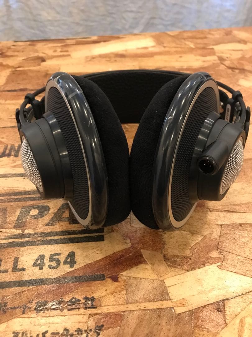 僅かな傷&ほぼ未使用】AKG K702 オープンバックヘッドフォン