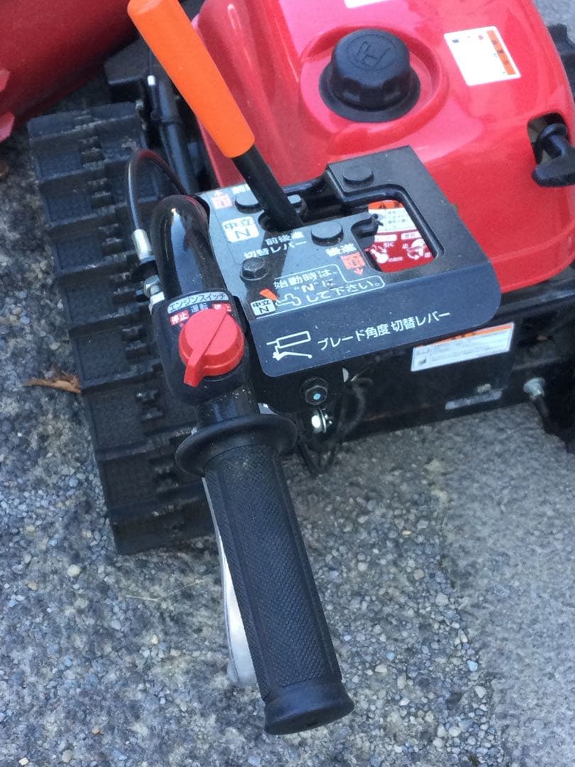 ホンダ 除雪機 キャタピラ式 赤 - メルカリ