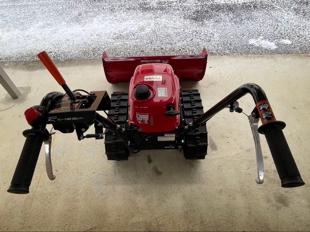 ホンダ 除雪機 キャタピラ式 赤 - メルカリ