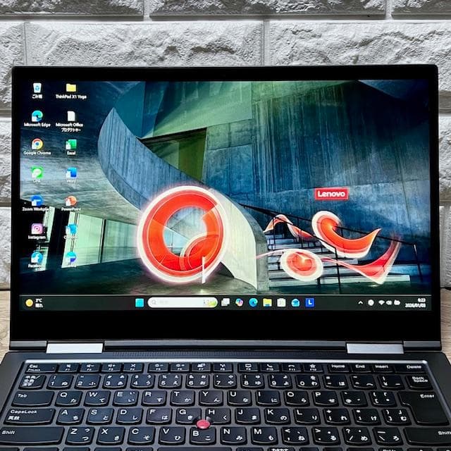 美品《2in1コンバーチブル》Lenovo ThinkPad X1 Yoga