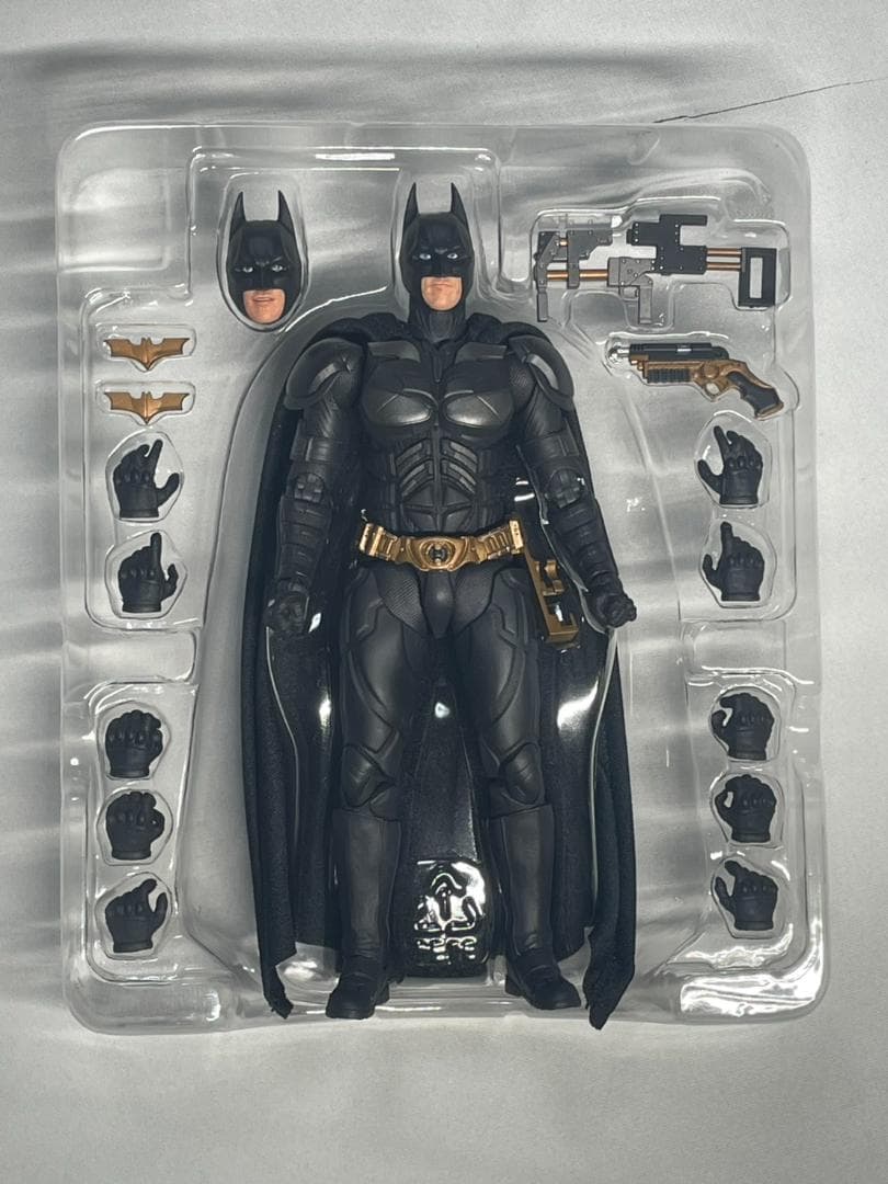 ＢＡＮＤＡＩ　S.H.Figuarts ＢＡＴＭＡＮ（バットマン）/ダークナイト