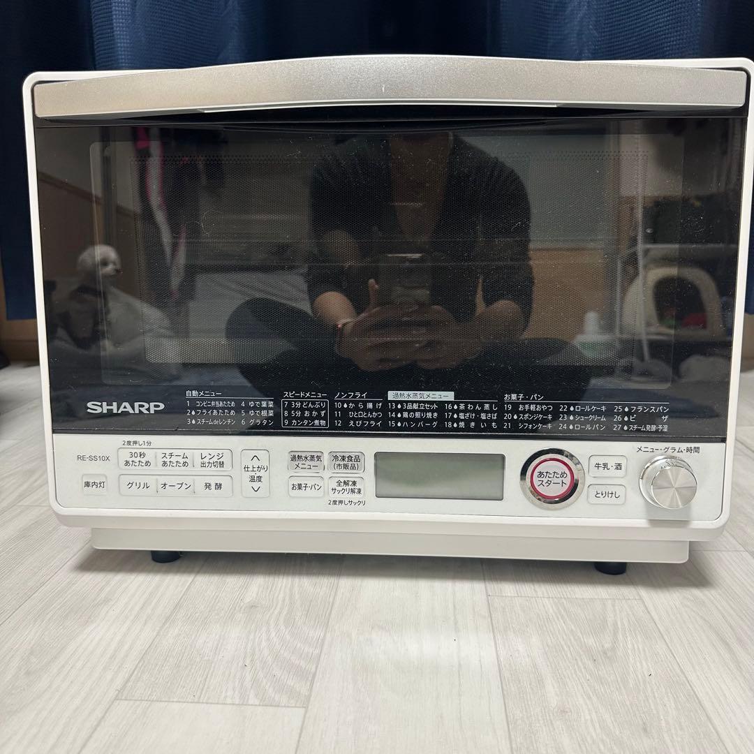 【ジャンク】SHARP RE-SS10X｜電源OK加熱不可｜部品取り/修理ベース ab00kv9w4eu.jpg