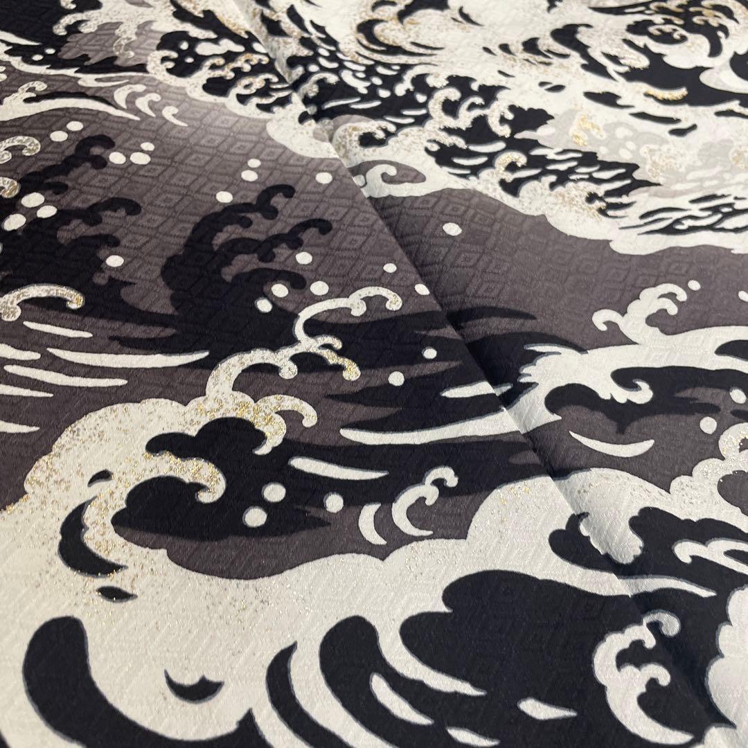 もんぷちさまご成約　成謙工房謹製　大胆な波飛沫の描かれた訪問着