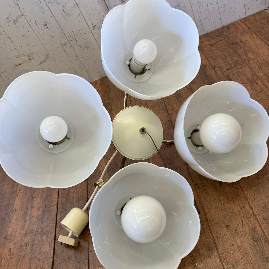 ②丸善電機 ラッキー 花モチーフ 4灯シャンデリア 白熱灯器具 テーブル