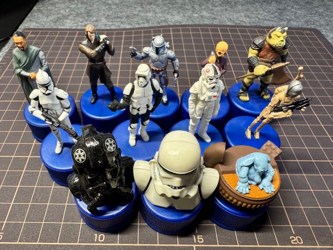 ボトルキャップ スターウォーズ 12体セット - メルカリ