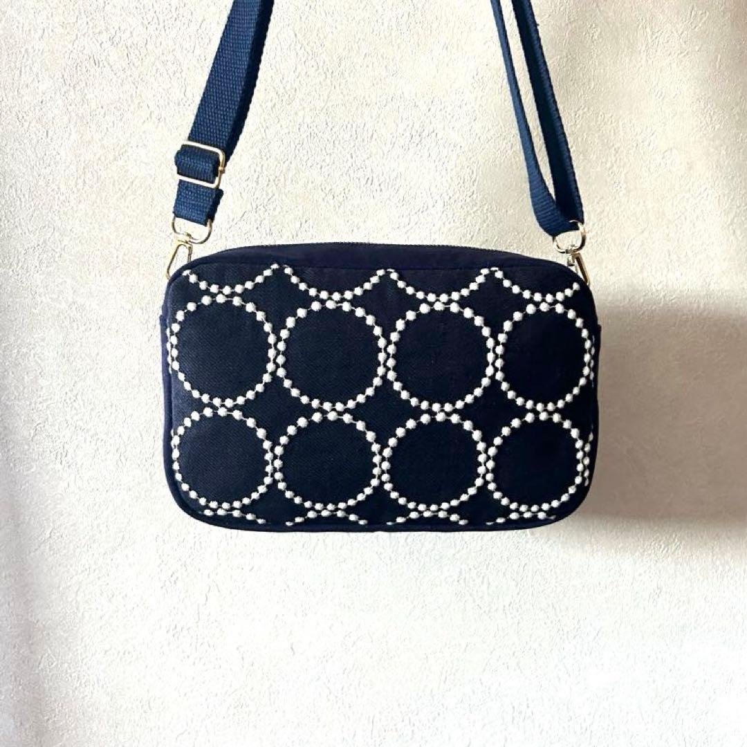 ミナペルホネン タンバリン(navy×white)ショルダーバック - メルカリ