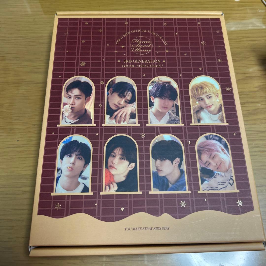 stray kids ウェルカムキット　3期　新品未使用 stray kids スキズ 韓国FC 1期 ウェルカムキット 入会特典の通販 by