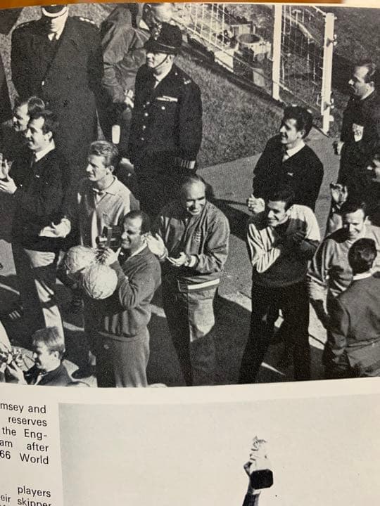 '66WC優勝監督サー・アルフ・ラムゼー伝記＂4-4-2システム＂で優勝！