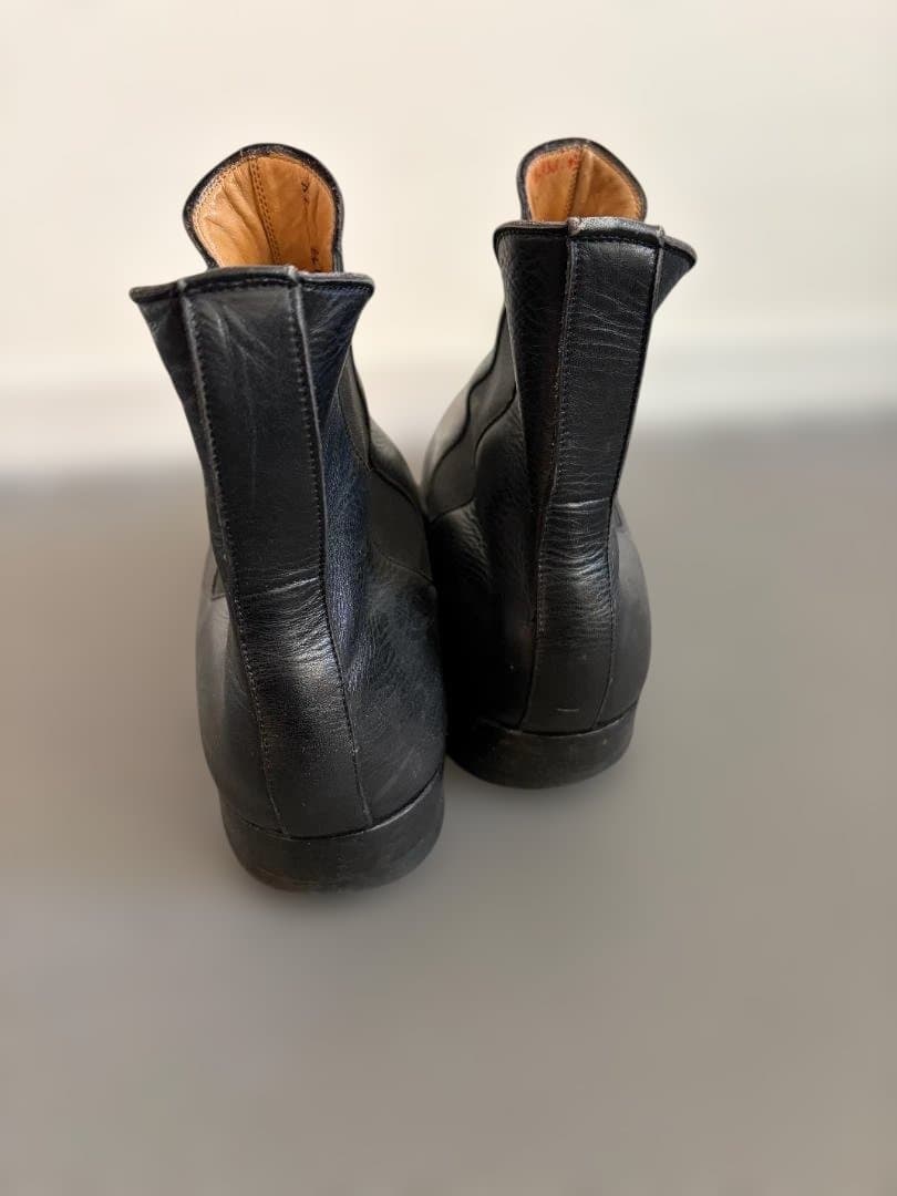 【値下】<美品＞ AUBERCY レザーブーツ（黒）25.5cm