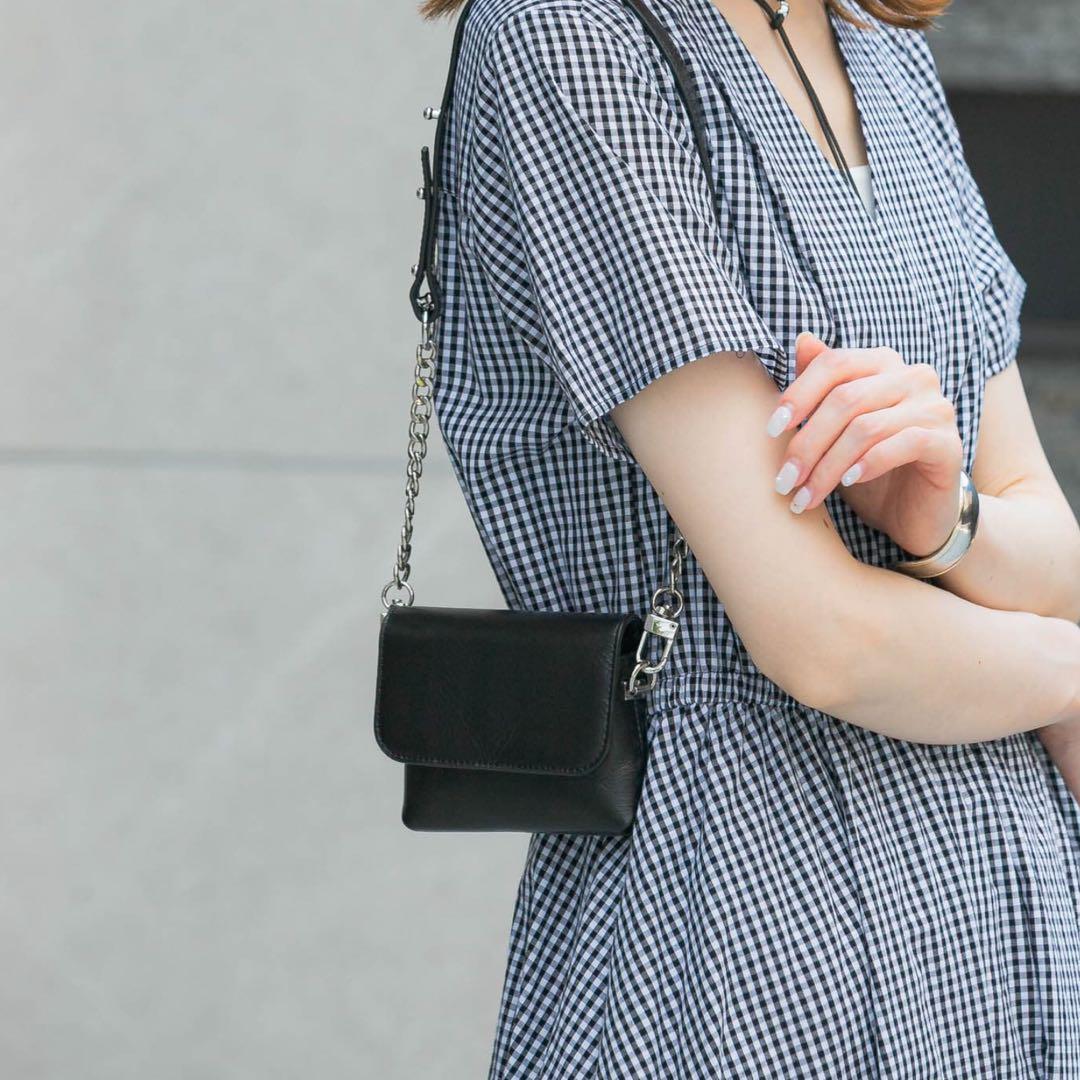 Yenn ショルダーベルトポーチ チェーンポーチ ブラック 新品・タグ付き