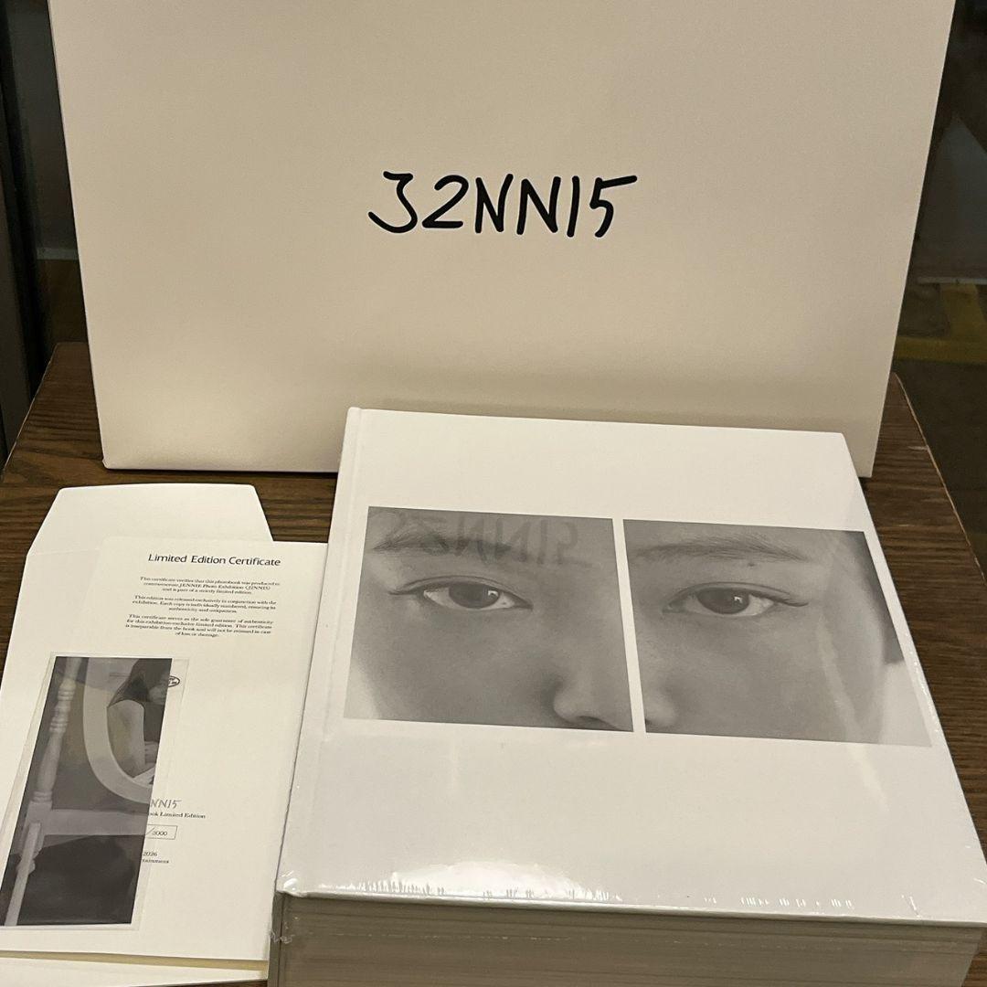 JENNIE J2NNI5 POP UP ジェニ Photobook 特典付2 JENNIEの写真展「J2NNI5」が代官山 蔦屋書店にて開催。韓国を代表する