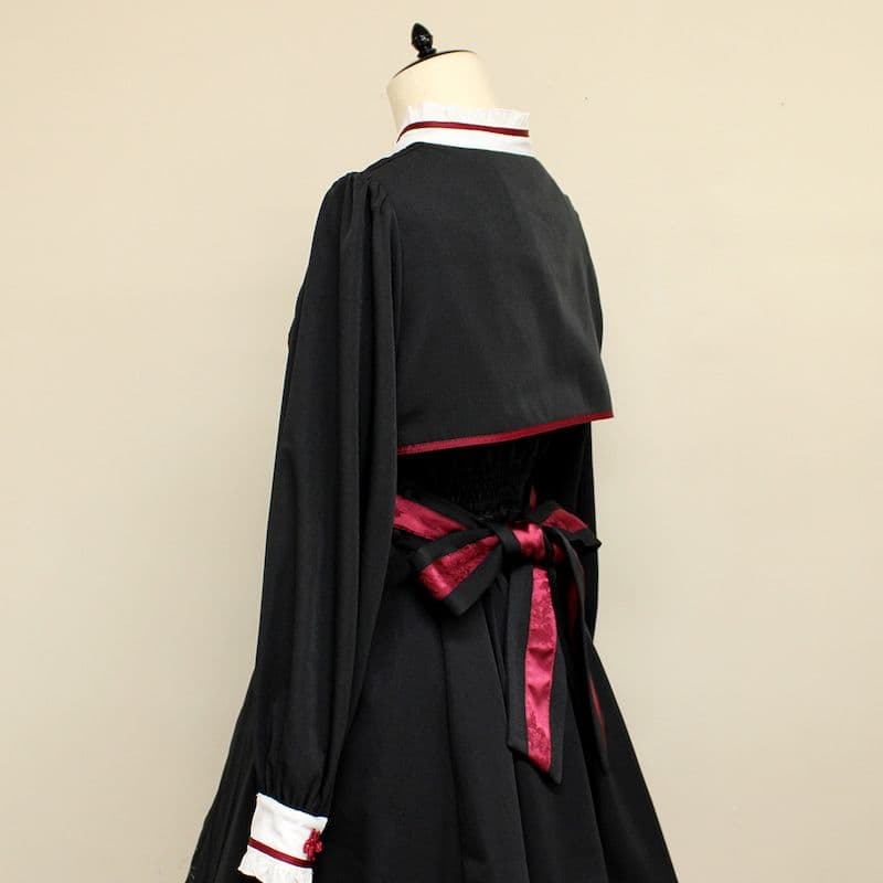 中古】Amavel 曼珠沙華と灯籠のチャイナワンピース (ブラック)