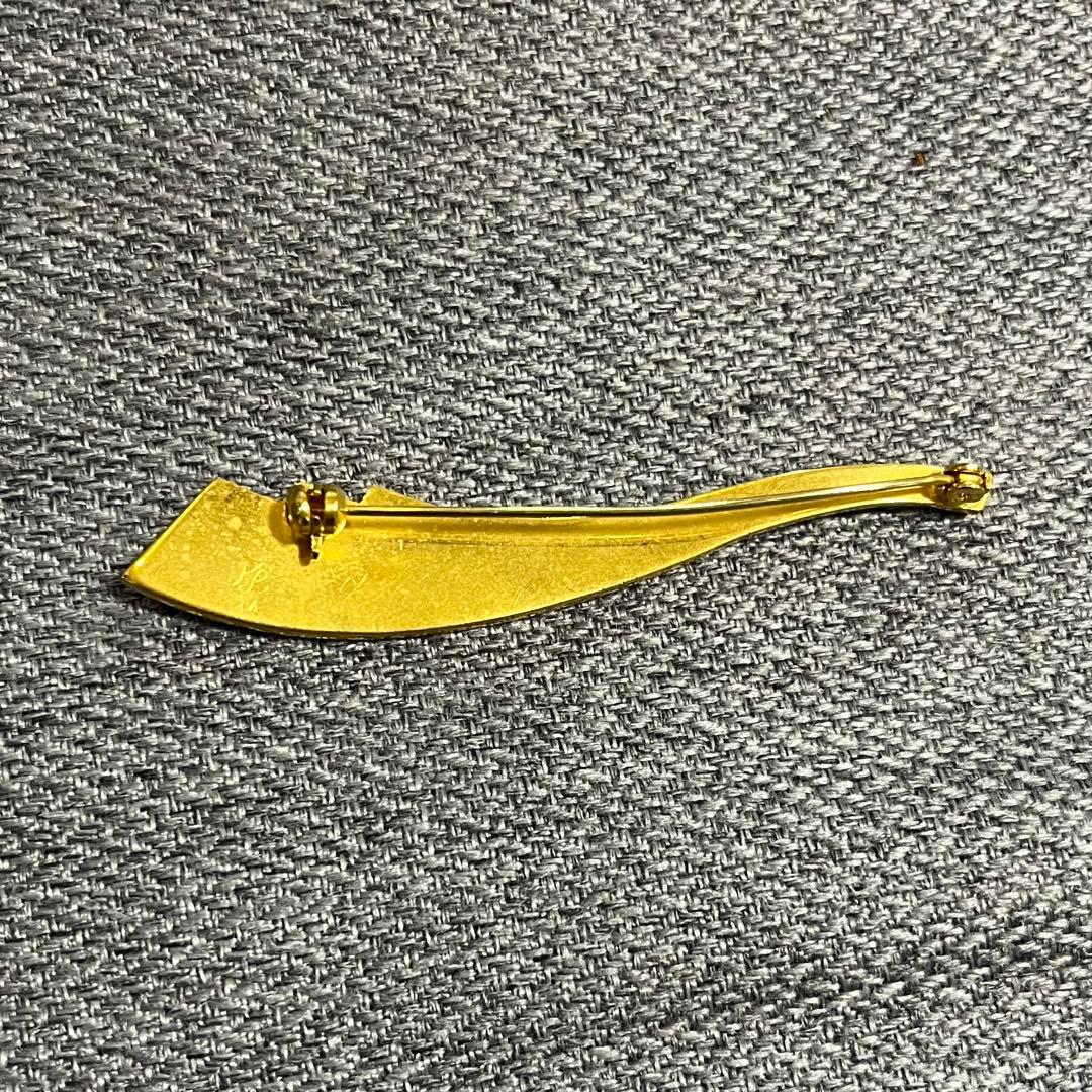 カールラガーフェルド Karl Lagerfeld ブローチ ヴィンテージ - メルカリ