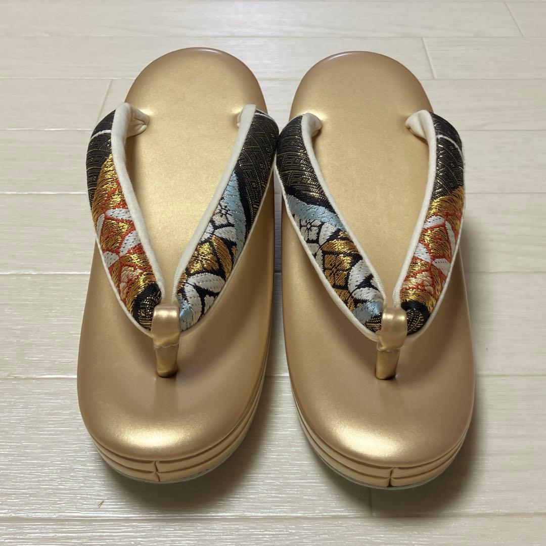 《美品・箱付き》草履バッグセット　彩小径ブランド　振袖用 正絹　帯地