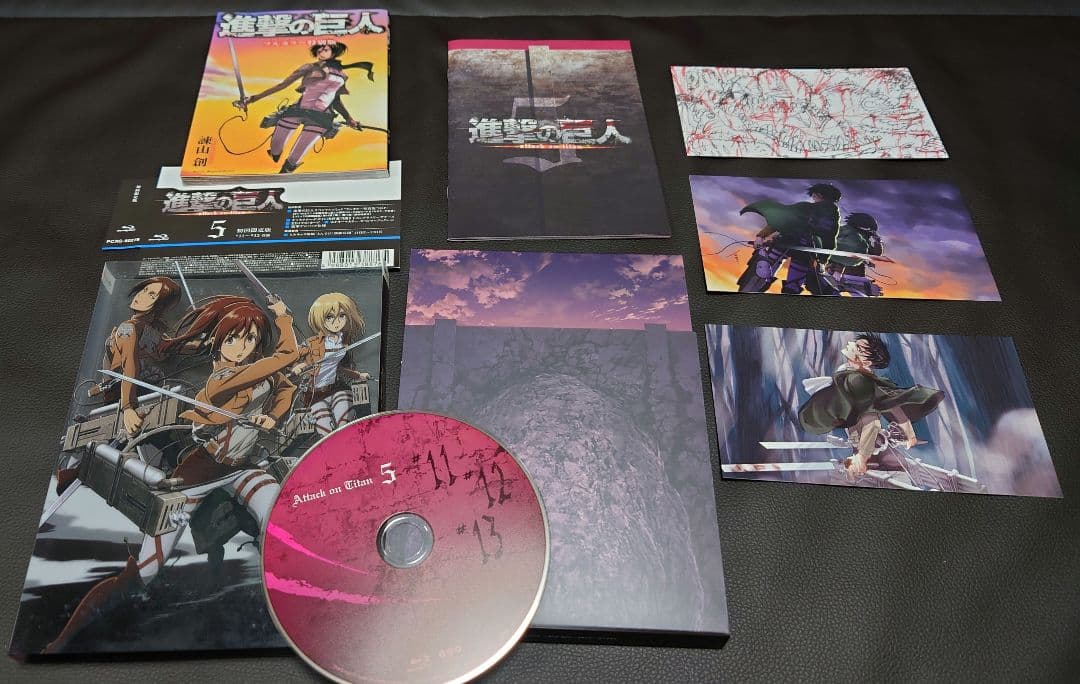 全巻収納BOX付き】進撃の巨人 season1 Blu-ray 初回限定版 - メルカリ