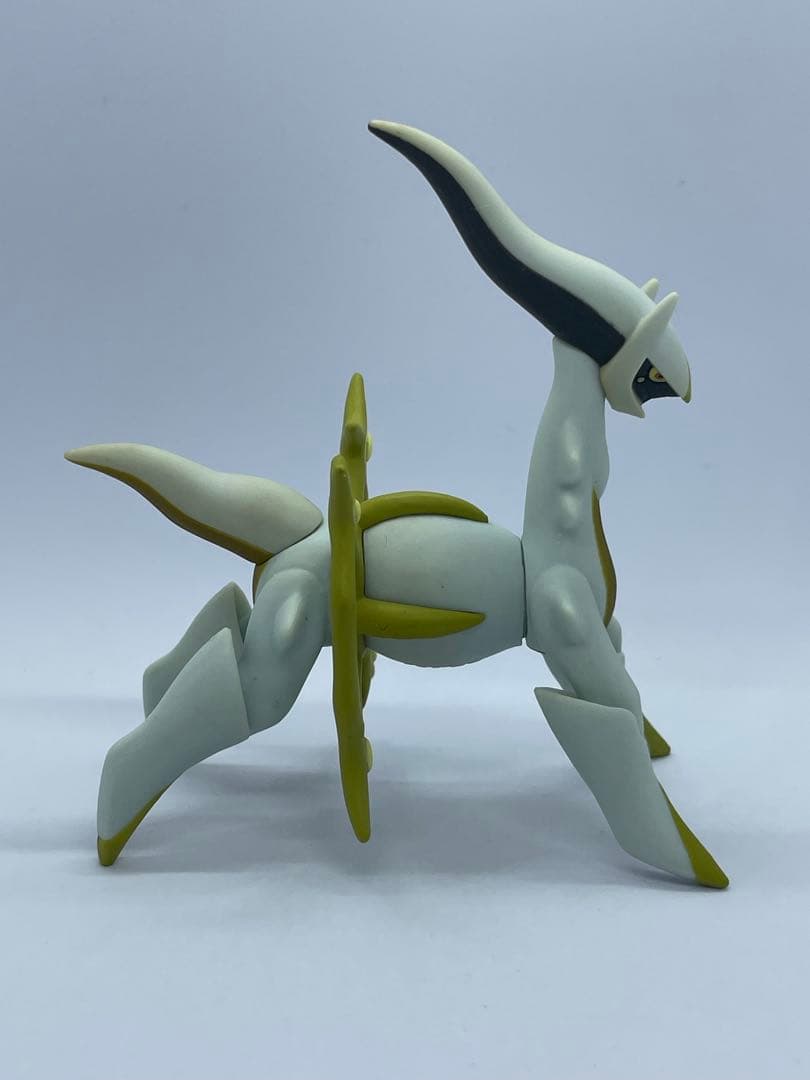 希少】立体ポケモン図鑑アルセウス(いわタイプ) - メルカリ